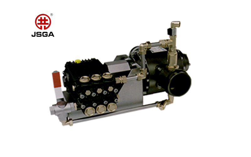 機械泵入式平衡式比例混合裝置（柱塞泵型）